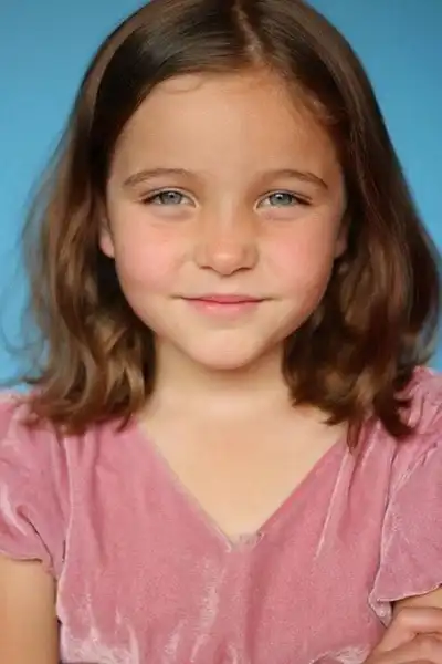 Raven Stewart headshot