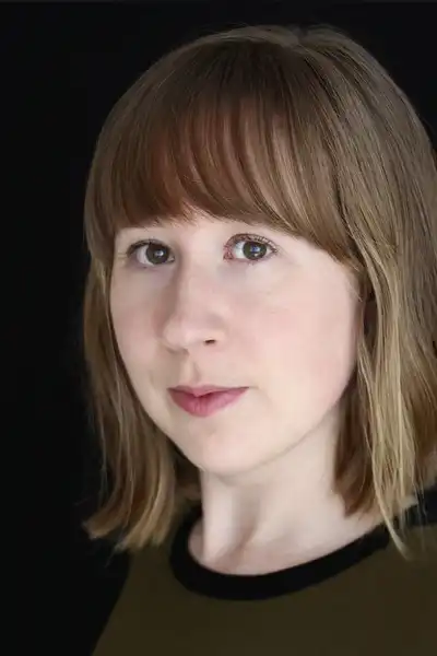 Liz Wallace headshot