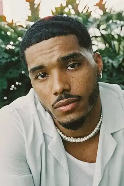 Rome Flynn headshot