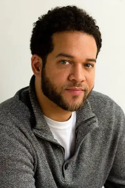 Reid Price headshot