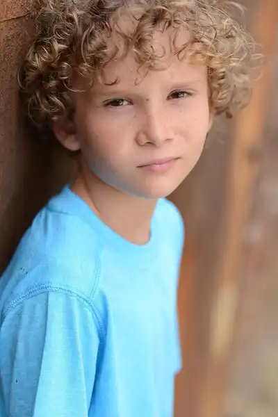 Luke Loveless headshot
