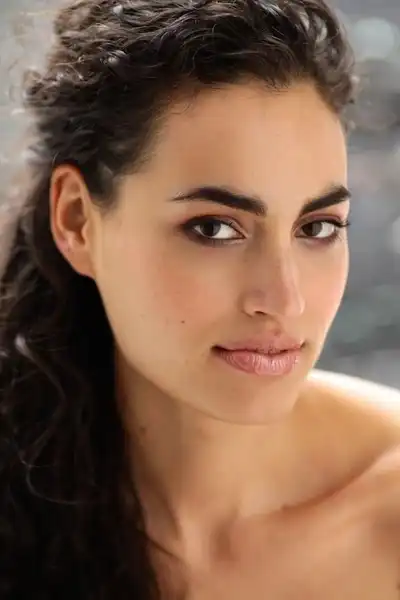 Rosa Gilmore headshot