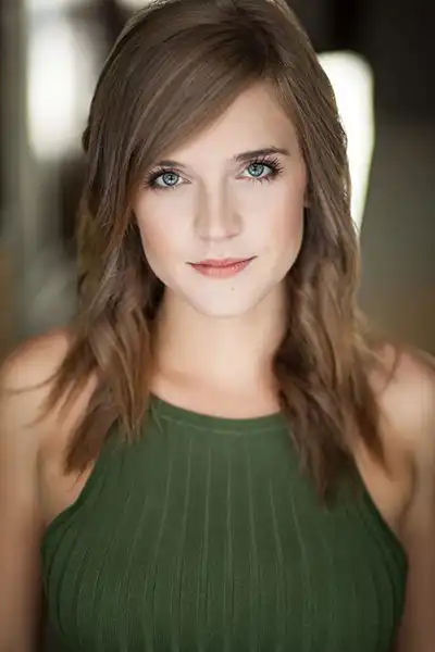Jess Brown headshot