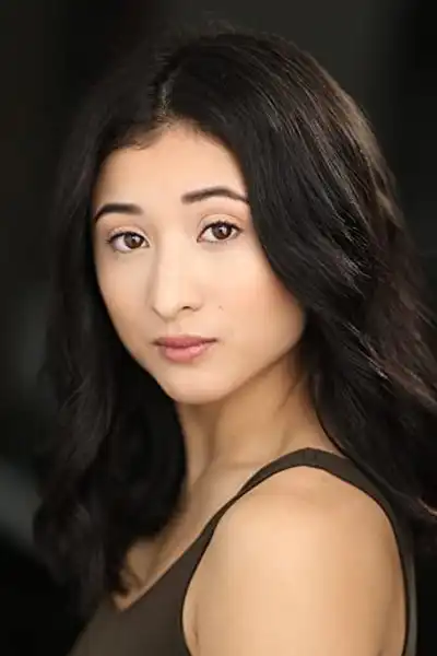 Sarah Formosa headshot