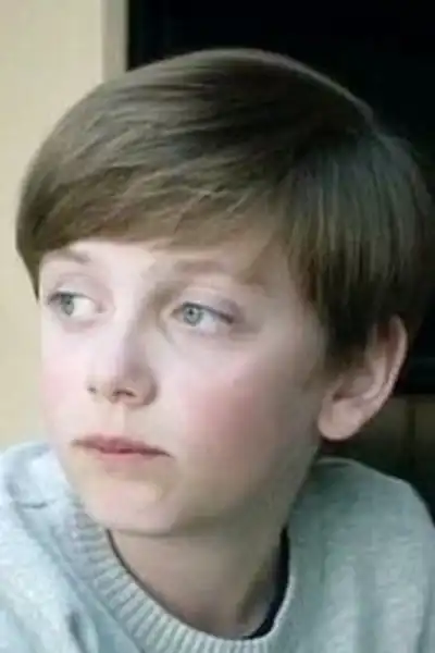 Nicholas Holmes headshot