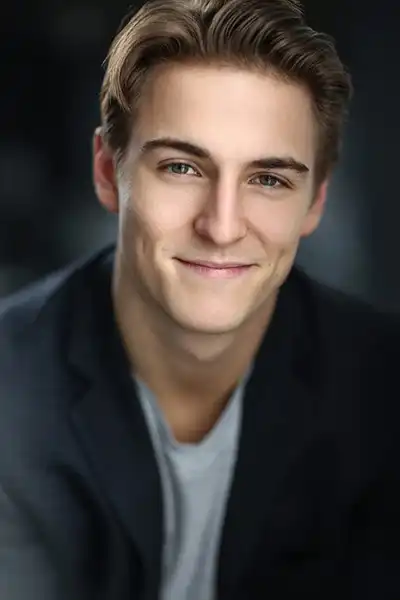 Evan Roderick headshot