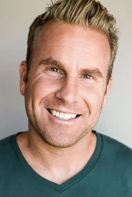 Trey Warner headshot
