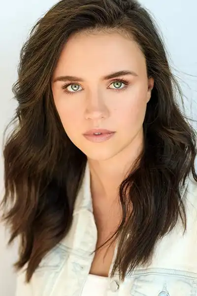 Lillian Doucet-Roche headshot