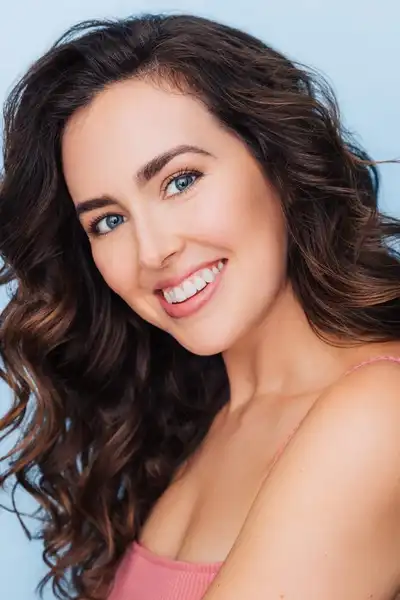 Liana Hunt headshot