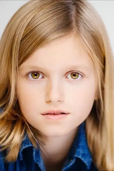 Britt Loder headshot