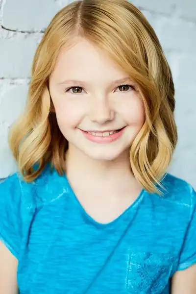 Skyler Elyse Philpot headshot