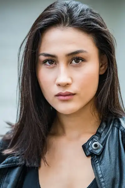 Brynn Godenir headshot