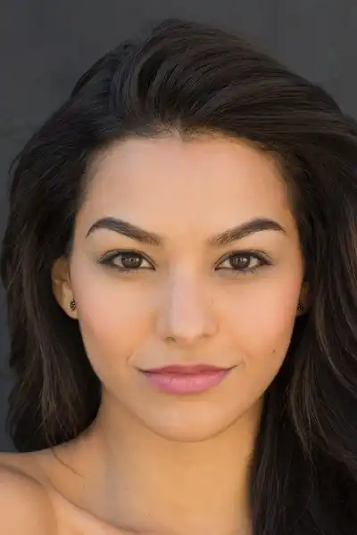 Humberly González headshot