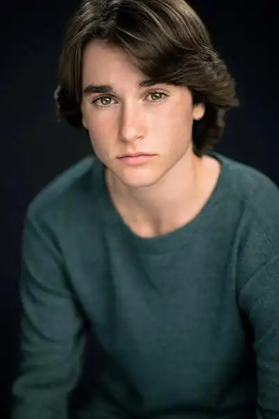 Mason McKenzie headshot