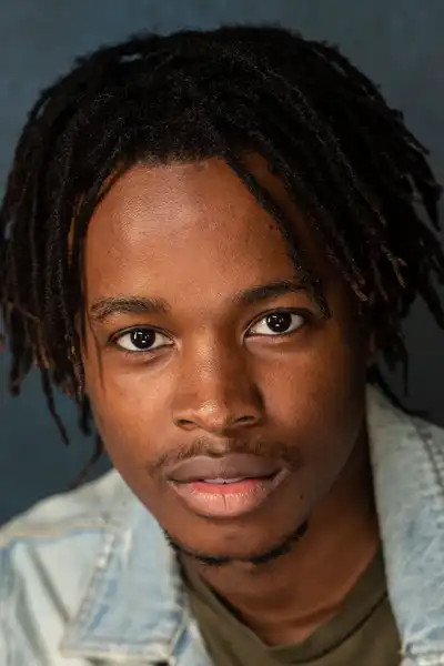 Agape Mngomezulu headshot
