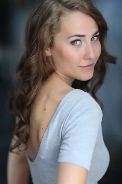 Lauren Jackson headshot