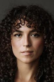 Andrea Pavlovic headshot
