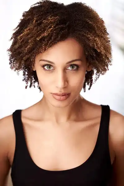 Kyana Teresa headshot