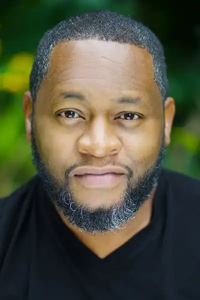Bobby Daniels headshot