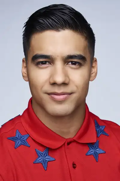 Jordan Buhat headshot
