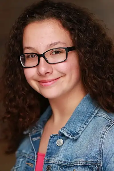 Maya Franzoi headshot