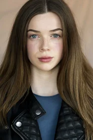 Megan Best headshot