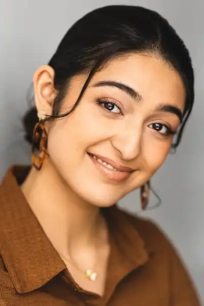 Eman Ayaz headshot