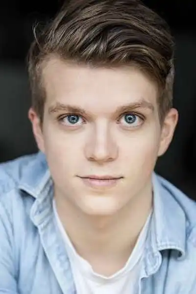 Curtis Legault headshot